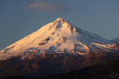 Craigslist mt shasta ca - Zillow has 69 homes for sale in Mount Shasta CA. View listing photos, review sales history, and use our detailed real estate filters to find the perfect place.